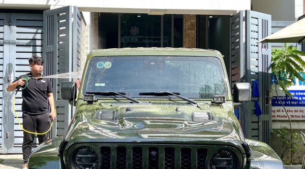 Dán phim cách nhiệt Classis cho xe ô tô Jeep Wrangler Rubicon
