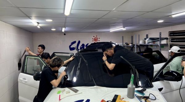 Dán phim cách nhiệt Classis cho xe ô tô Range Rover