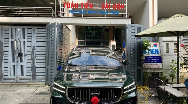 Dán phim cách nhiệt Classis cho xe ô tô Geely Monjaro