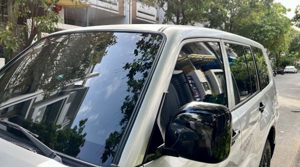 Dán phim cách nhiệt Classis cho xe ô tô Mitsubishi Pajero Sport